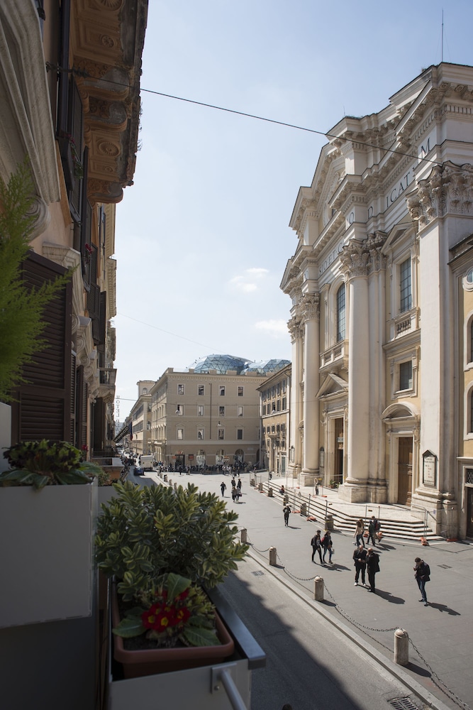 San Carlo Suite 66/71