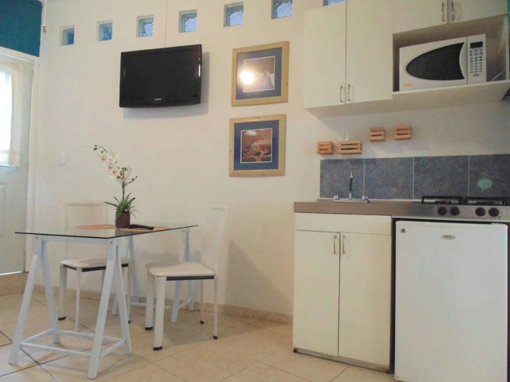 Satya Suites Hotel 35/50