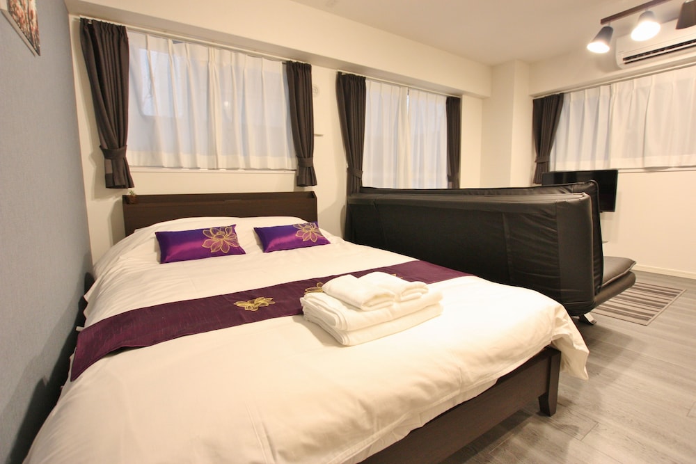 STANDARD, DOUBLE BED
