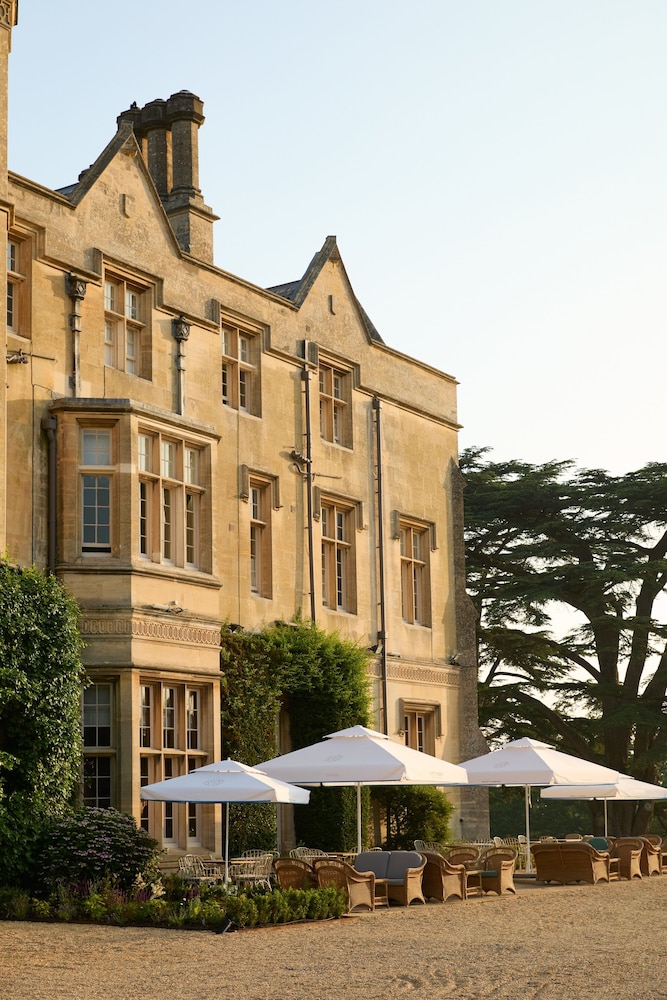 Dumbleton Hall Hotel 5/73
