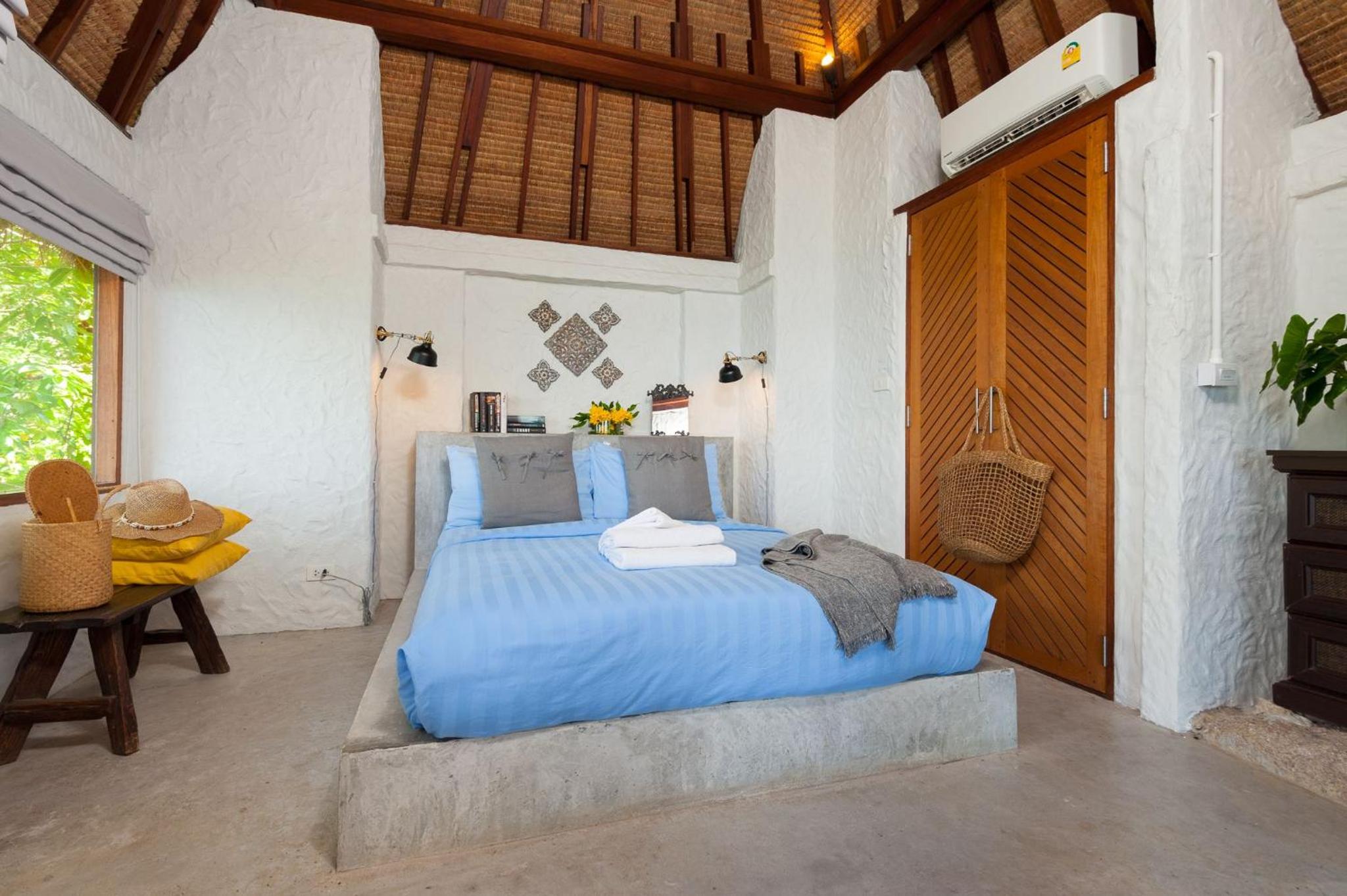 1 Bedroom, Pool, Villa, Queen Bed, Sea Front