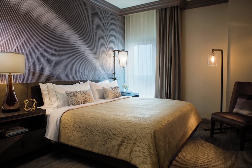 Renaissance Waterford Oklahoma City Hotel 8/50