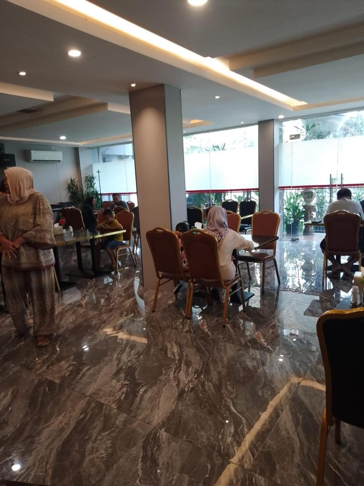 Mustika Senen Hotel 40/50
