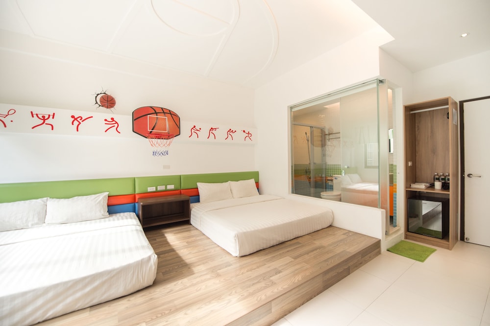 Herman Hostel 7/19