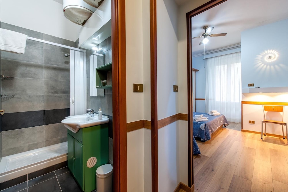 Alessandro A San Pietro Best Bed 29/33