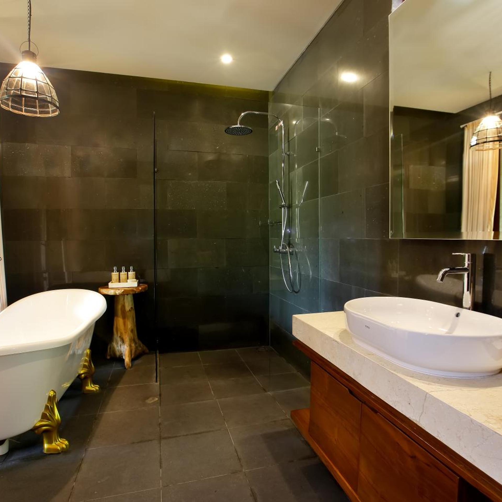 جناح جونيور بإطلالة على المسبح، Green Field Resort 8/9