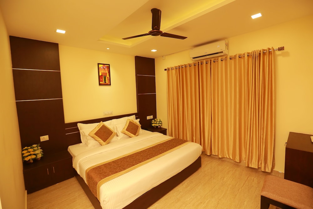 The Crescent Suites 9/33