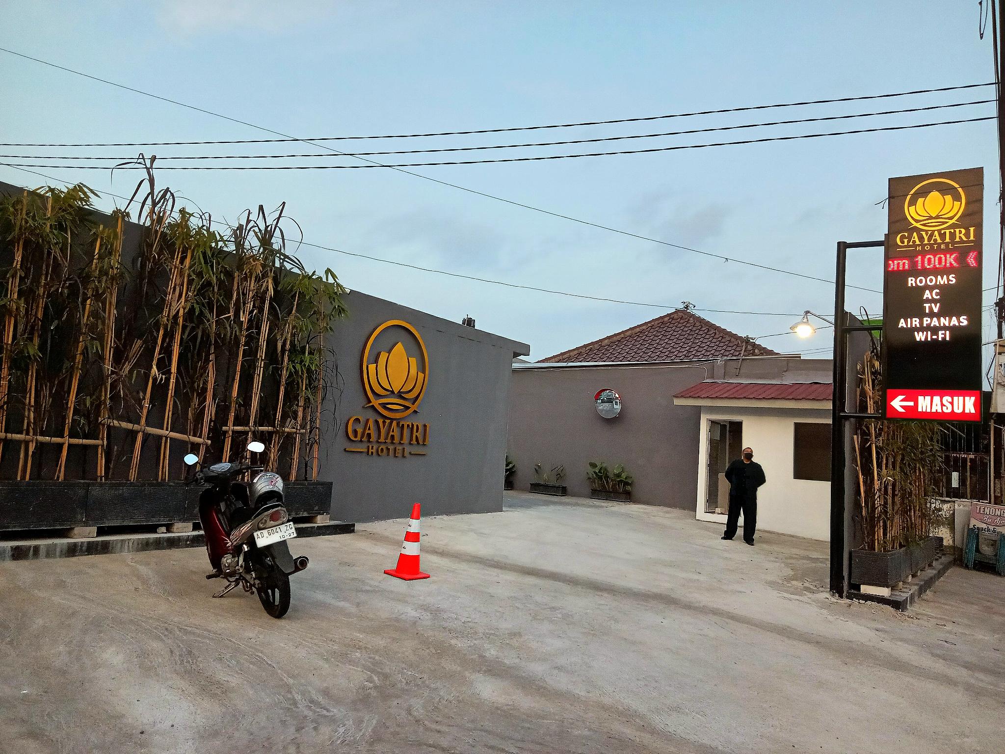 Hotel Gayatri Solo 18/19