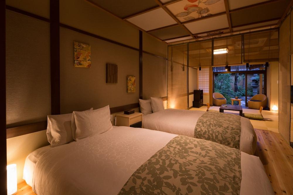 Luxury, Suite, 2 Futon Beds, Garden View, Outdoor Bath