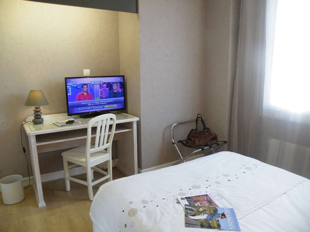 Brit Hotel Confort Roanne Grand Hotel 33/69