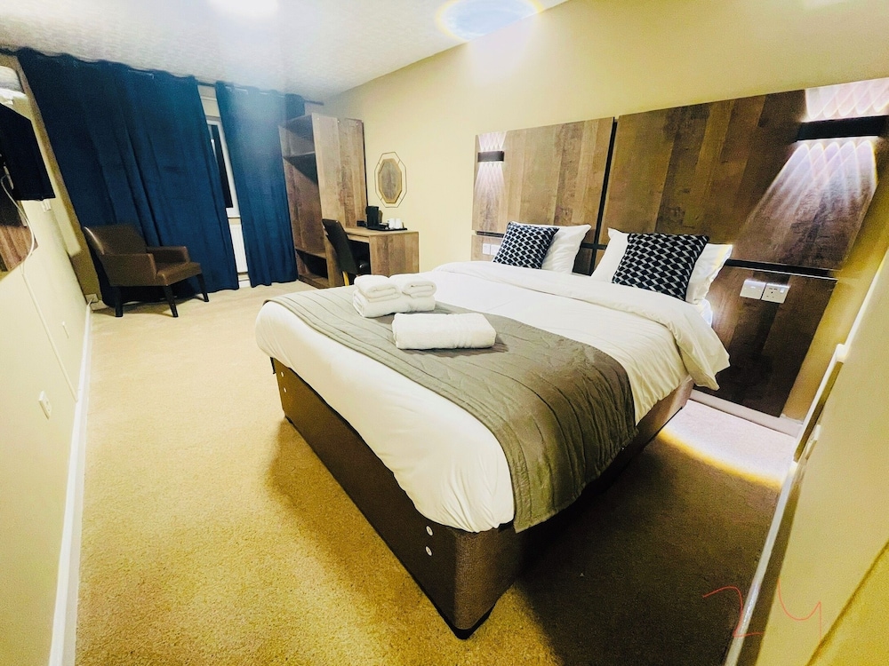Hylands Hotel 15/37