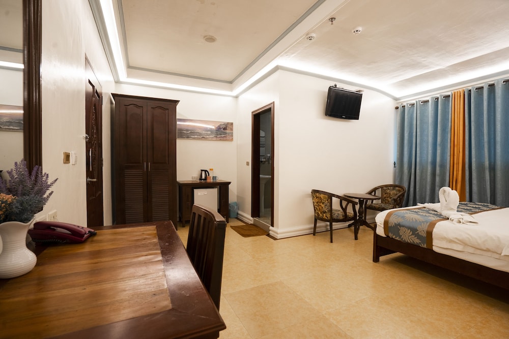 Royal Park Resort Hotel 24/51