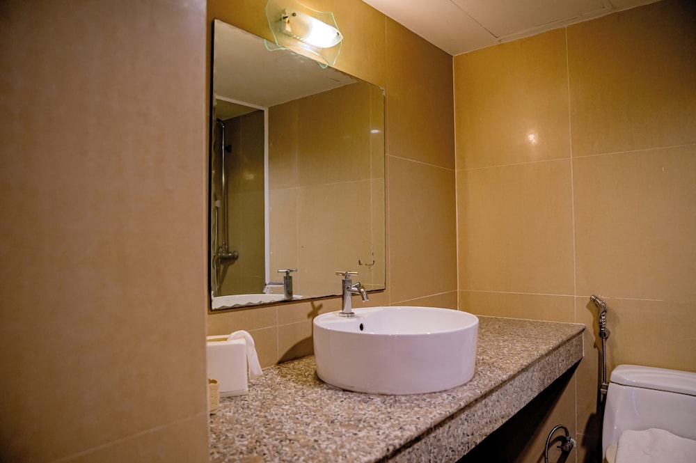 Satit Grand View Hotel 30/30