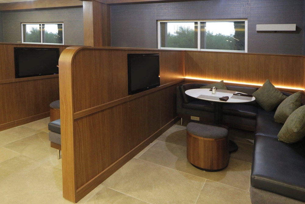 Courtyard By Marriott Monterrey Airport 29/50