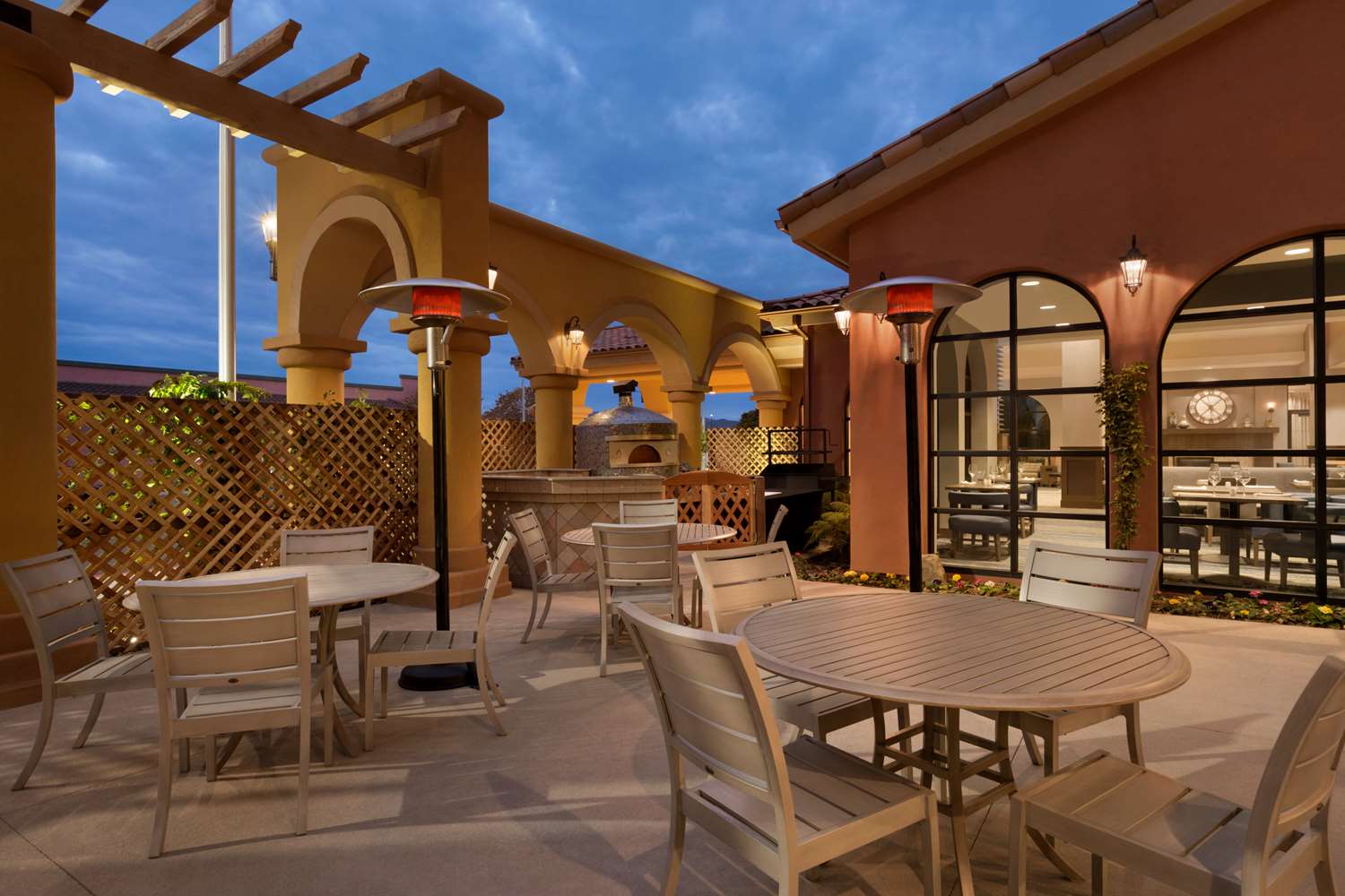 restaurant cafeteria