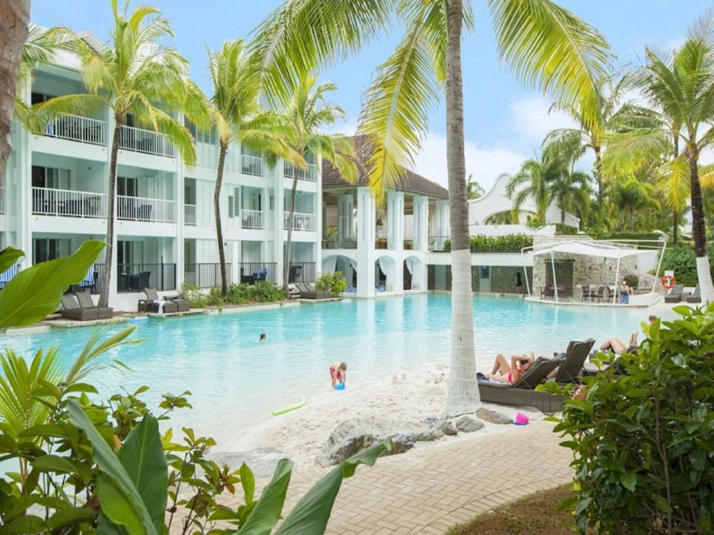 Beach Club Port Douglas 3 Bedroom Luxury Apartment 2/26
