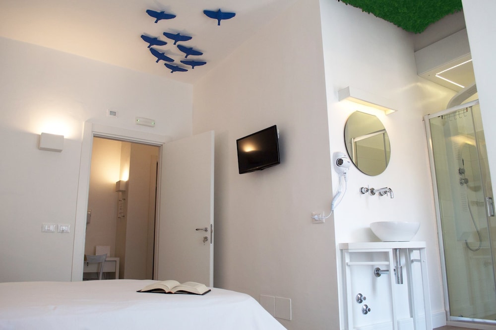 Boite D'esprit B&B De Luxe 7/25