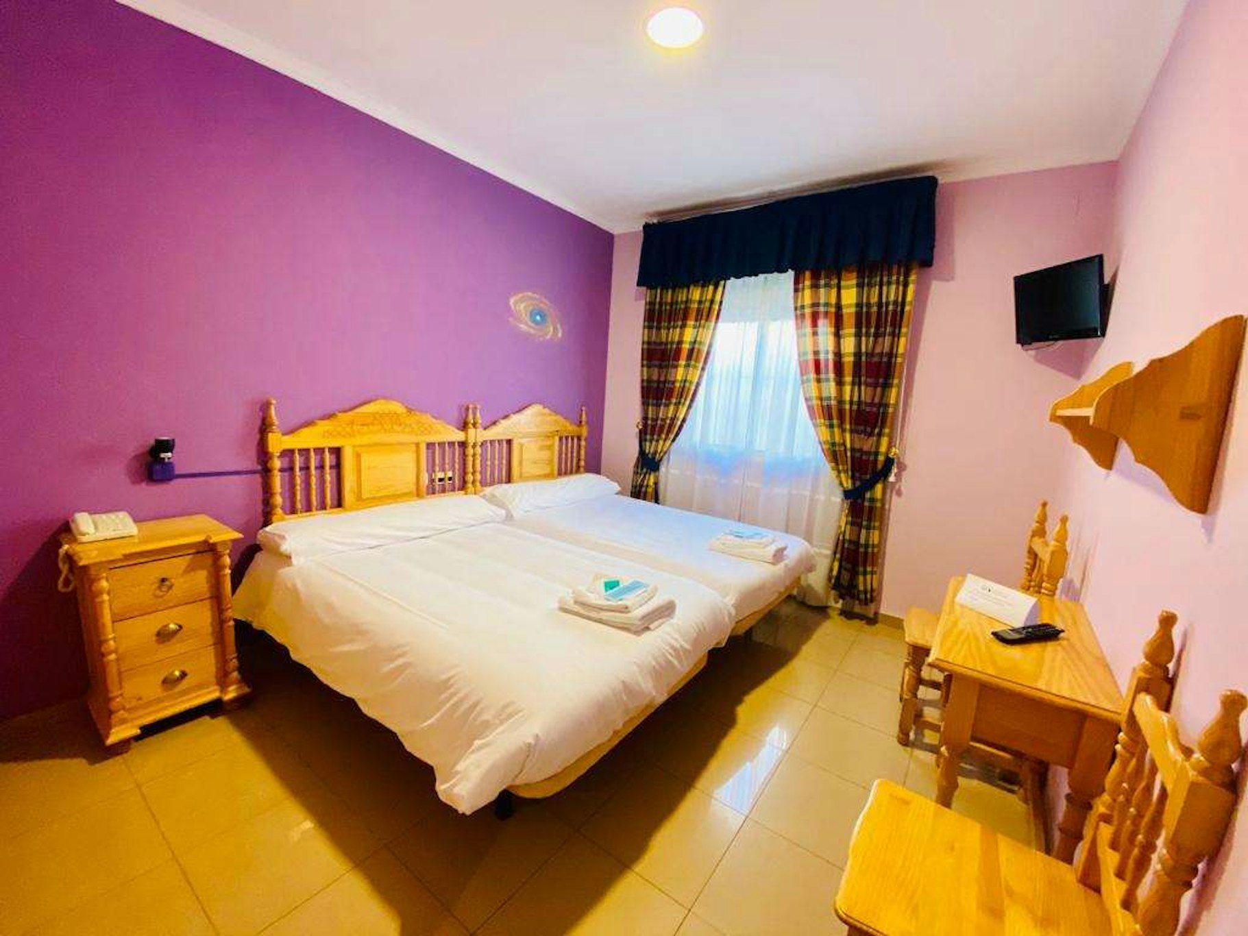 Hostal Valdepenas 3/6