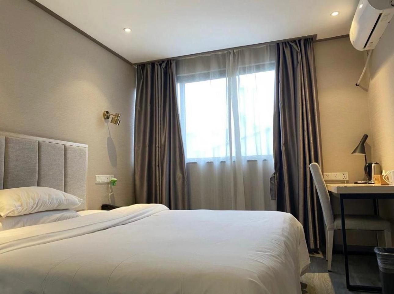 Hanting Hotel (Guangzhou Nancun Xingnan Avenue) 7/27