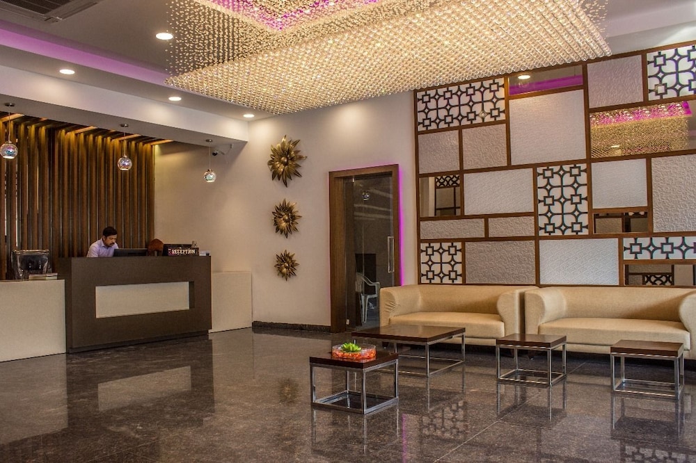 Hotel Suktara International 8/49