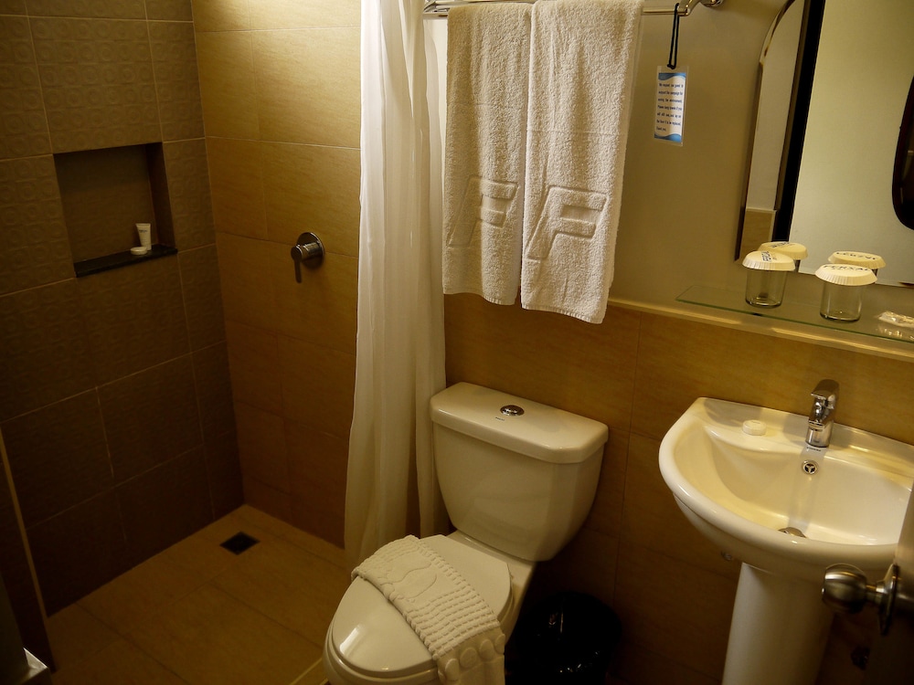 Fersal Hotel Malakas 59/60