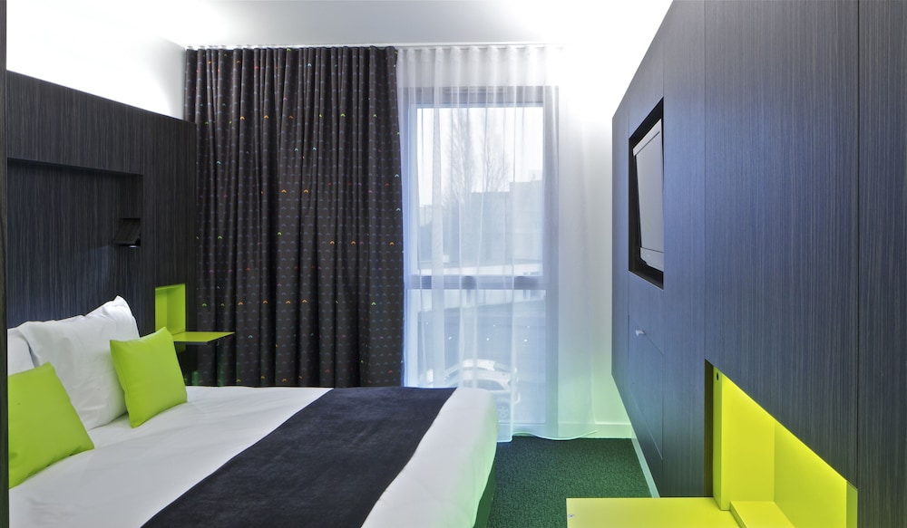 Bho Hotel 7/53