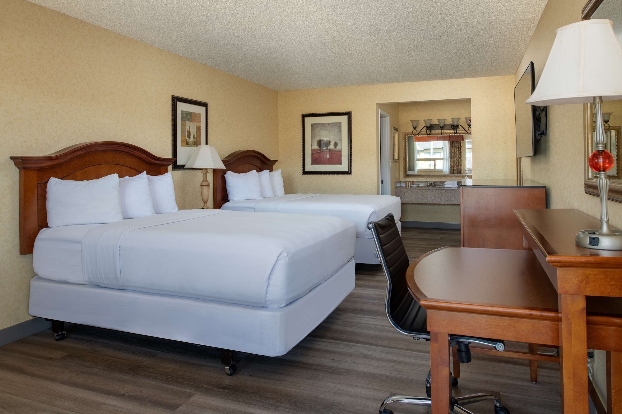 Standard, 2 Queen Beds