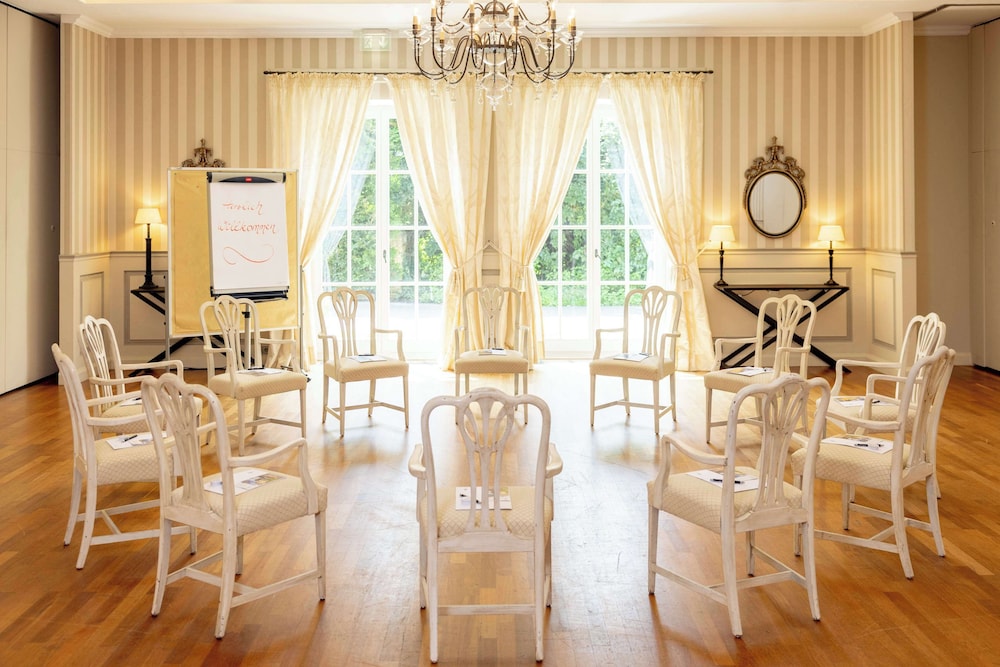 Schlosshotel Munchhausen 31/50