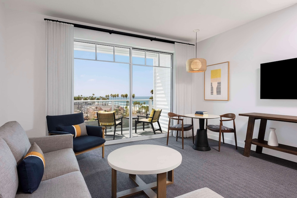 The Seabird Ocean Resort and Spa, Part of Destination Hotel by Hyatt 28/50