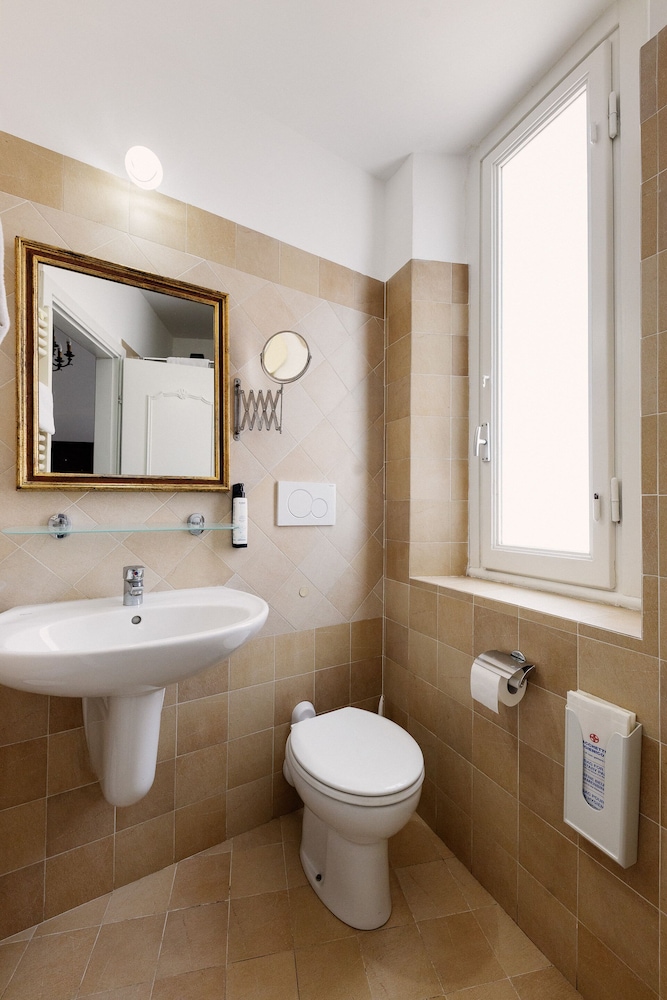 Hotel Berna 44/50