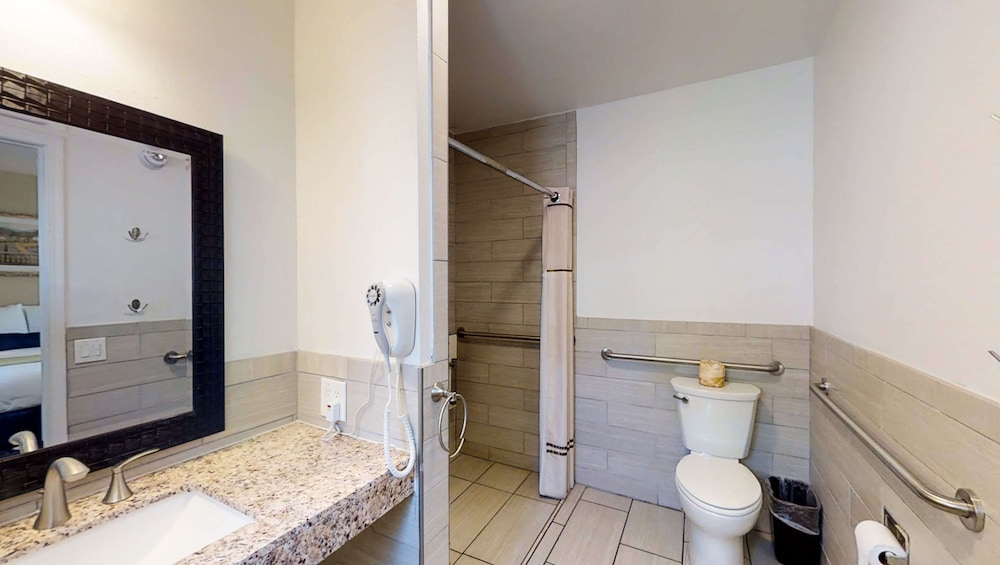 Napa Discovery Inn 11/42