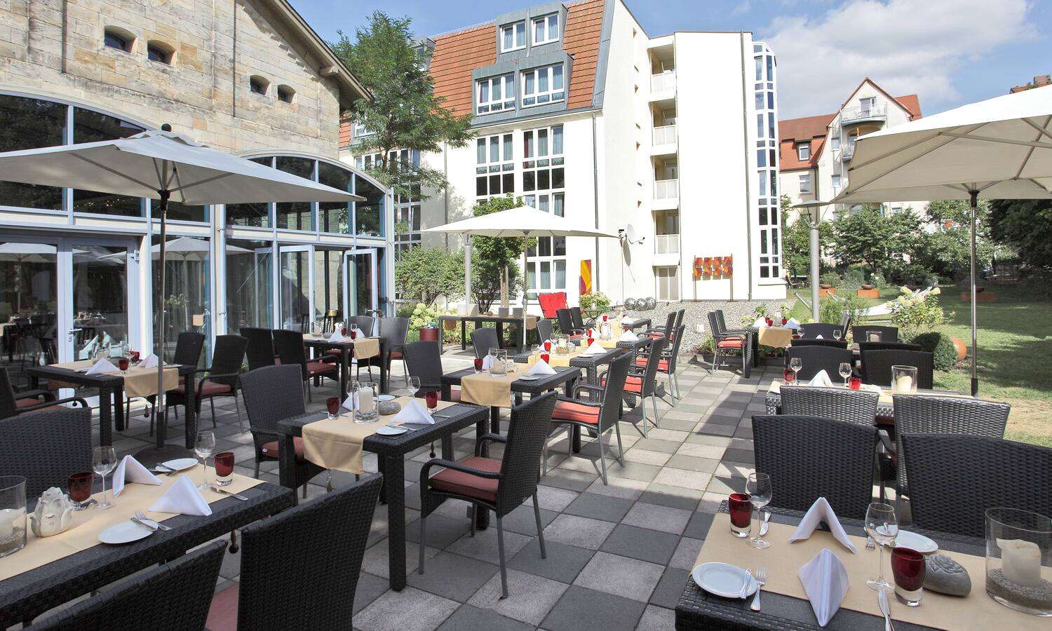 H4 Residenzschloss Bayreuth Formerly Ramada Hotel Residenzschloss 32/33