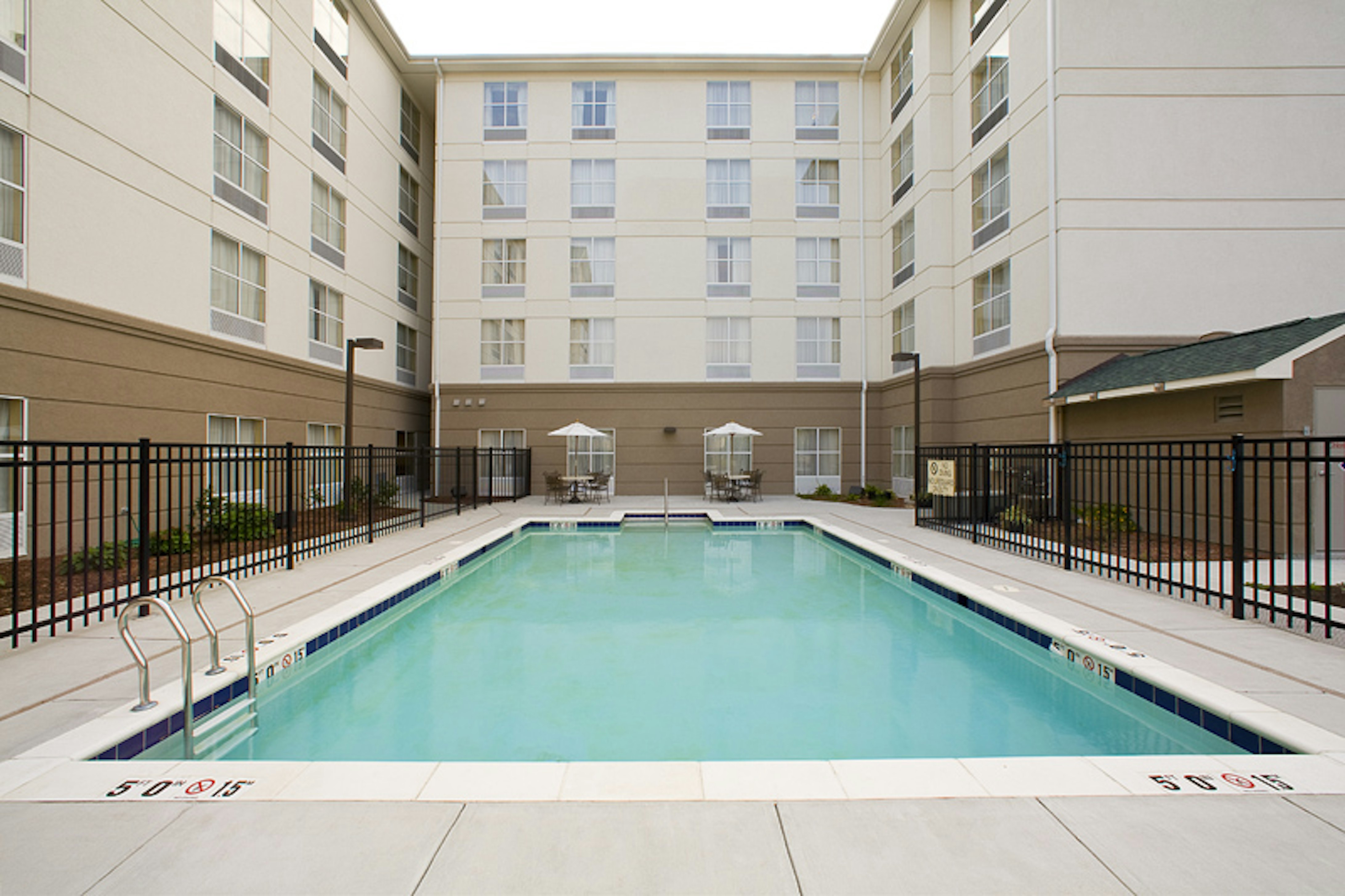 HOMEWOOD SUITES BY HILTON CHESAPEAKE-GREENBRIER 25/26
