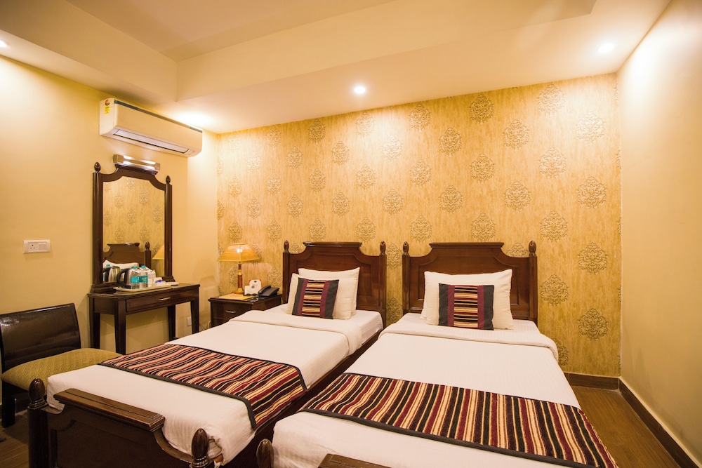 Hotel Emperor Palms 35/63