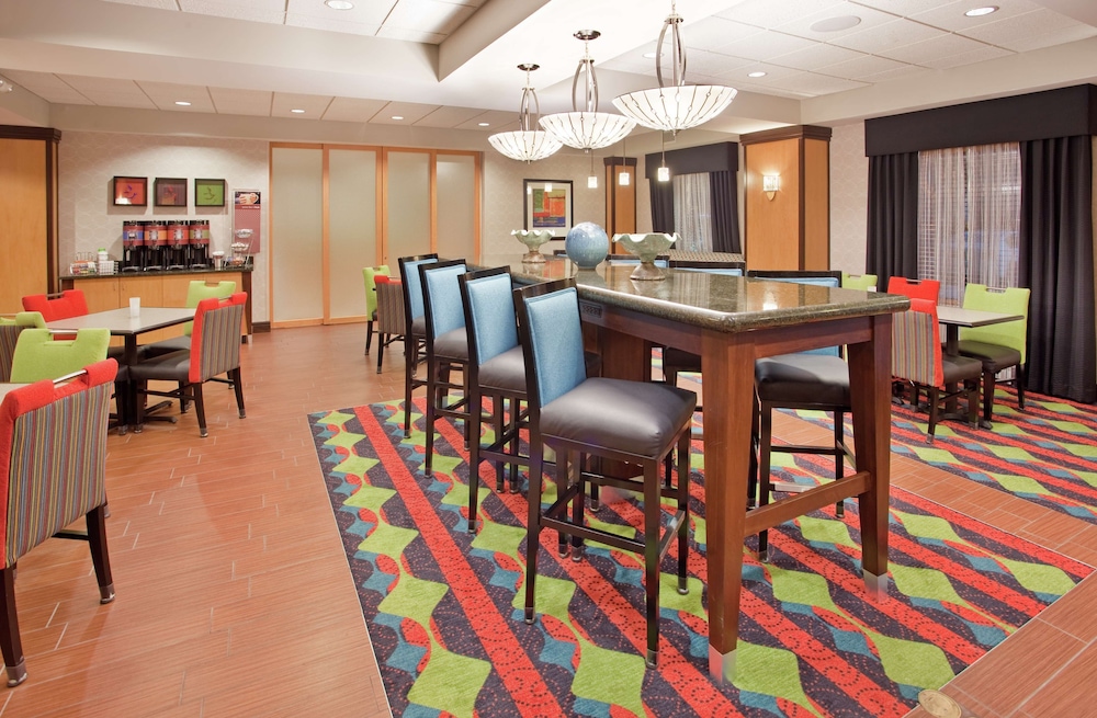 Hampton Inn Norfolk Ne 29/35