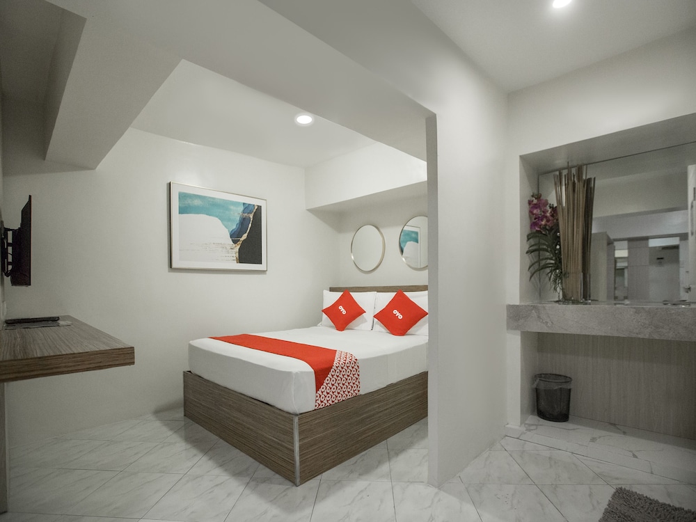 OYO 675 Circuit Hostel 23/50