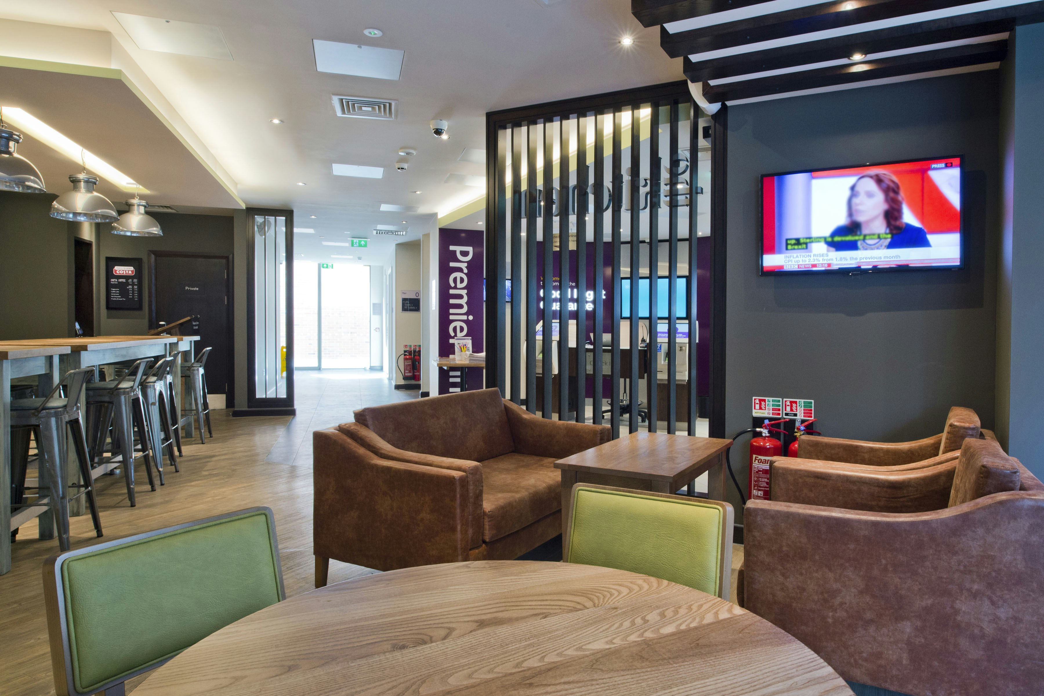 Premier Inn London Southwark (Borough High St) 24/35