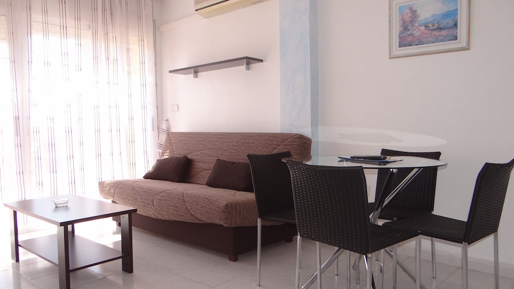 APARTAMENTOS MARINA INTERNACIONAL 29/50