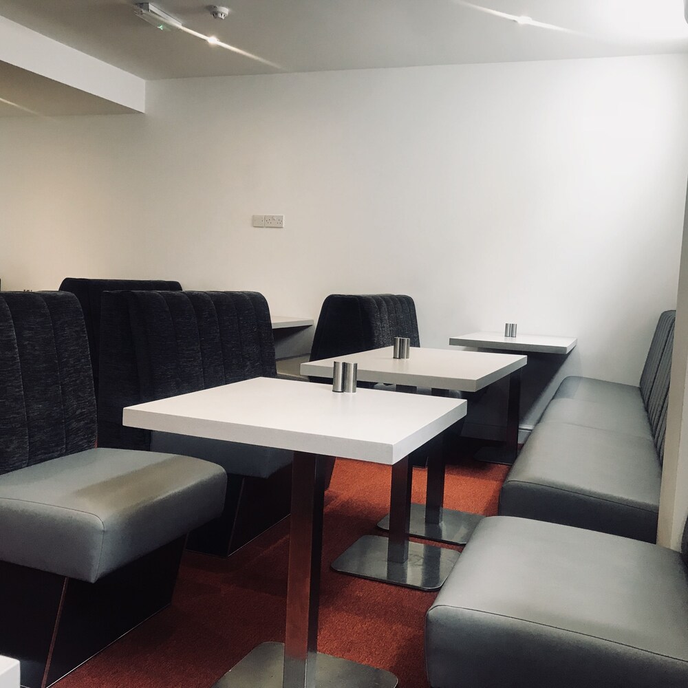 Flexistay Leicester Gables Aparthotel 20/34