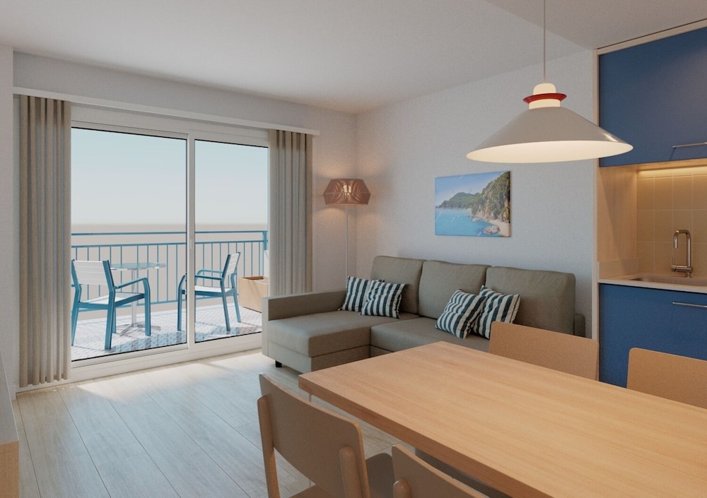 Ancora La Siesta Apartments 28/45