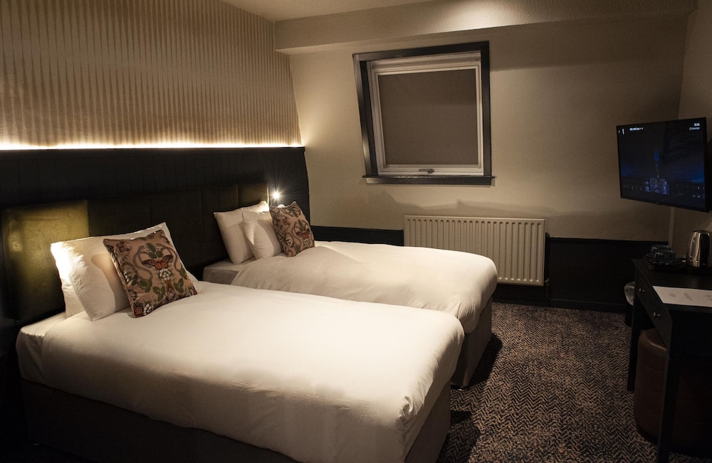 The Coachman Hotel 4/38