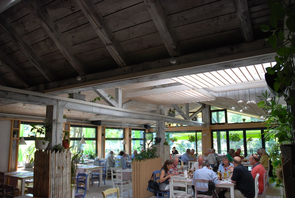 Hotel Nova Bentbasa 6/23