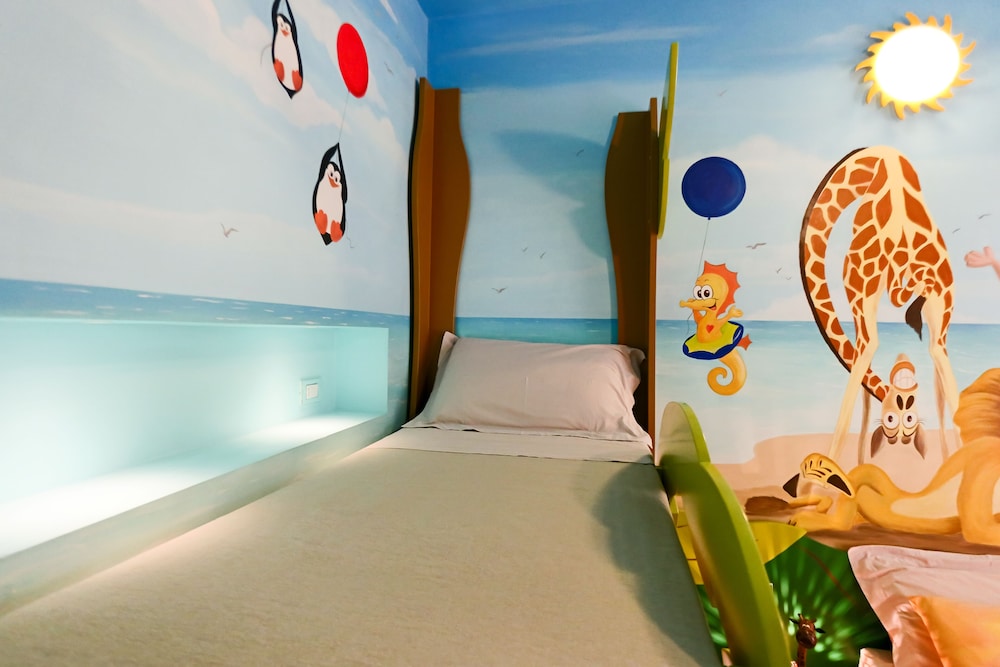 Mini Hotel 36/44