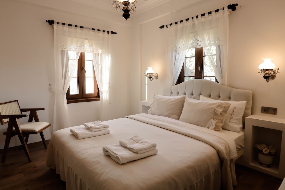Cunda Vrodi Hotel 20/50