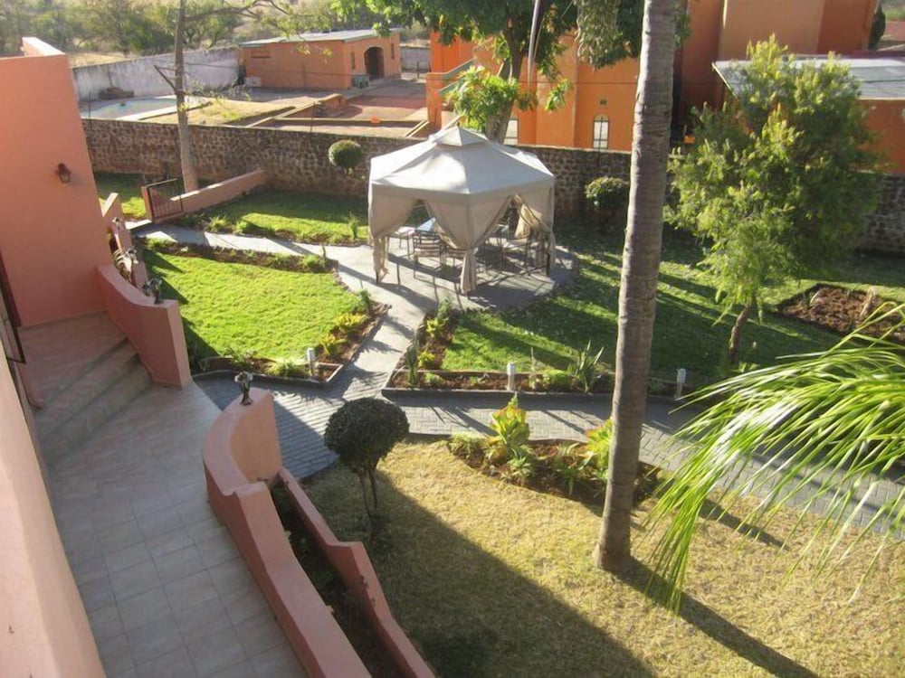 Valley View Guest House 37/46