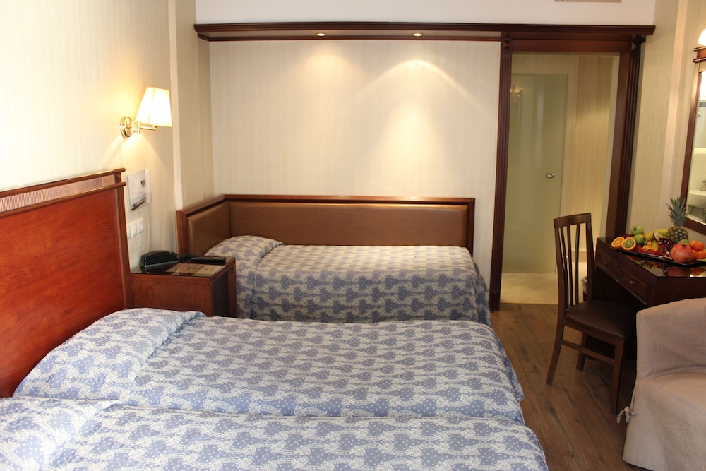 El Greco Hotel 7/56