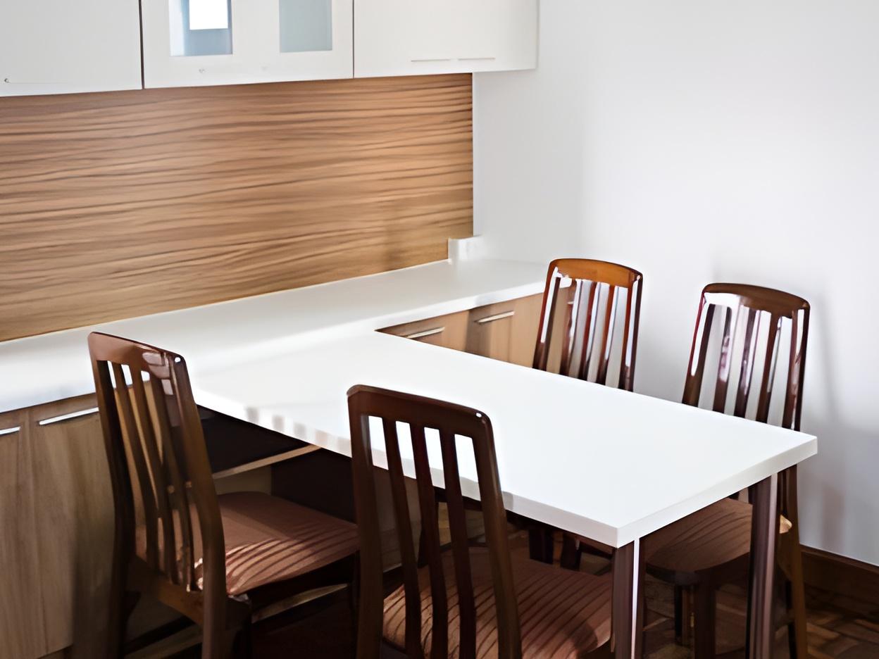 Lake View Condominium Superior 6/9