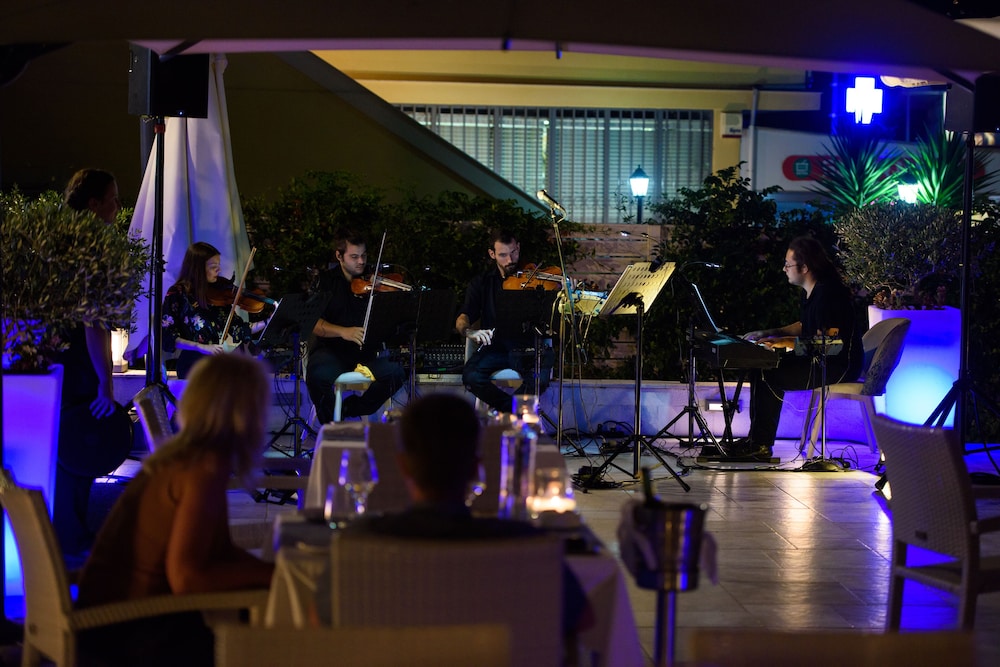 TRYP by Wyndham Corfu Dassia 60/69