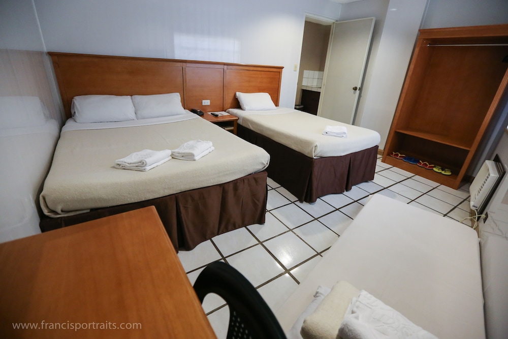 Value Star Inn 8/22