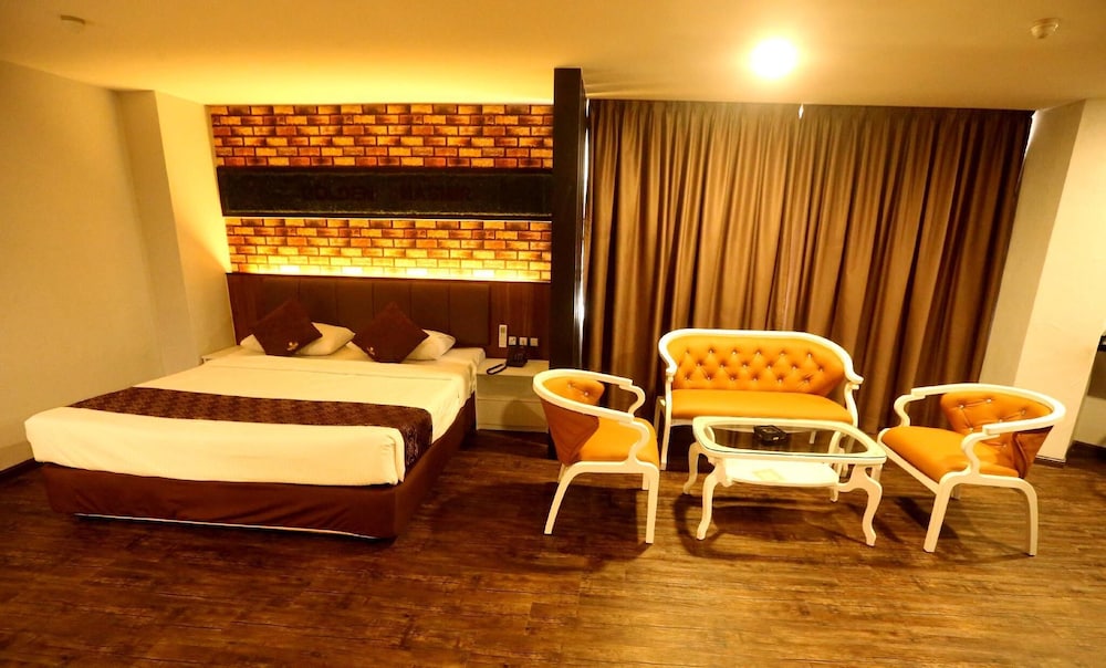 Golden Nasmir Hotel 8/36